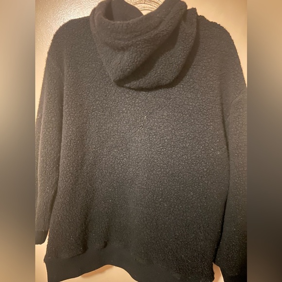 The group babaton aritzia hoodie plush Sherpa relaxed lounge wool sweater small - Picture 6 of 7